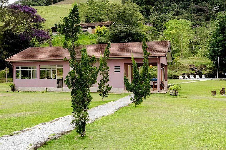 Suíte Amazonita • Vista para a mata