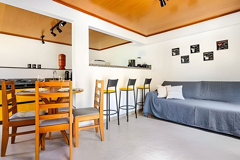 Casa Sameiro • Varanda, lareira e calma