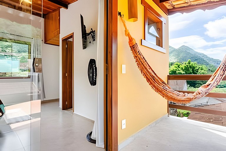 Casa Sameiro • Varanda, lareira e calma