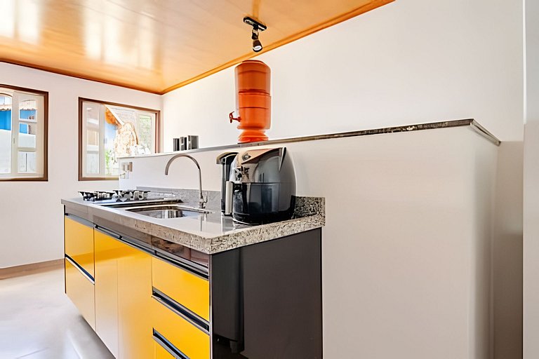 Casa Sameiro • Varanda, lareira e calma