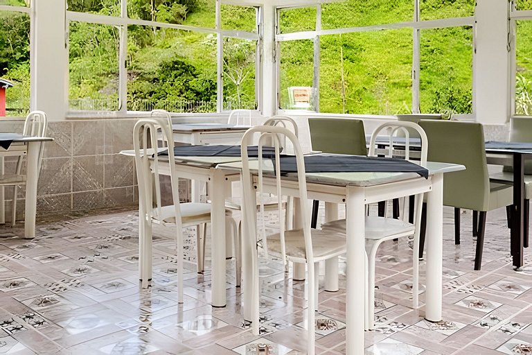 Sítio Toca da Toca • Encontros na serra de Lumiar