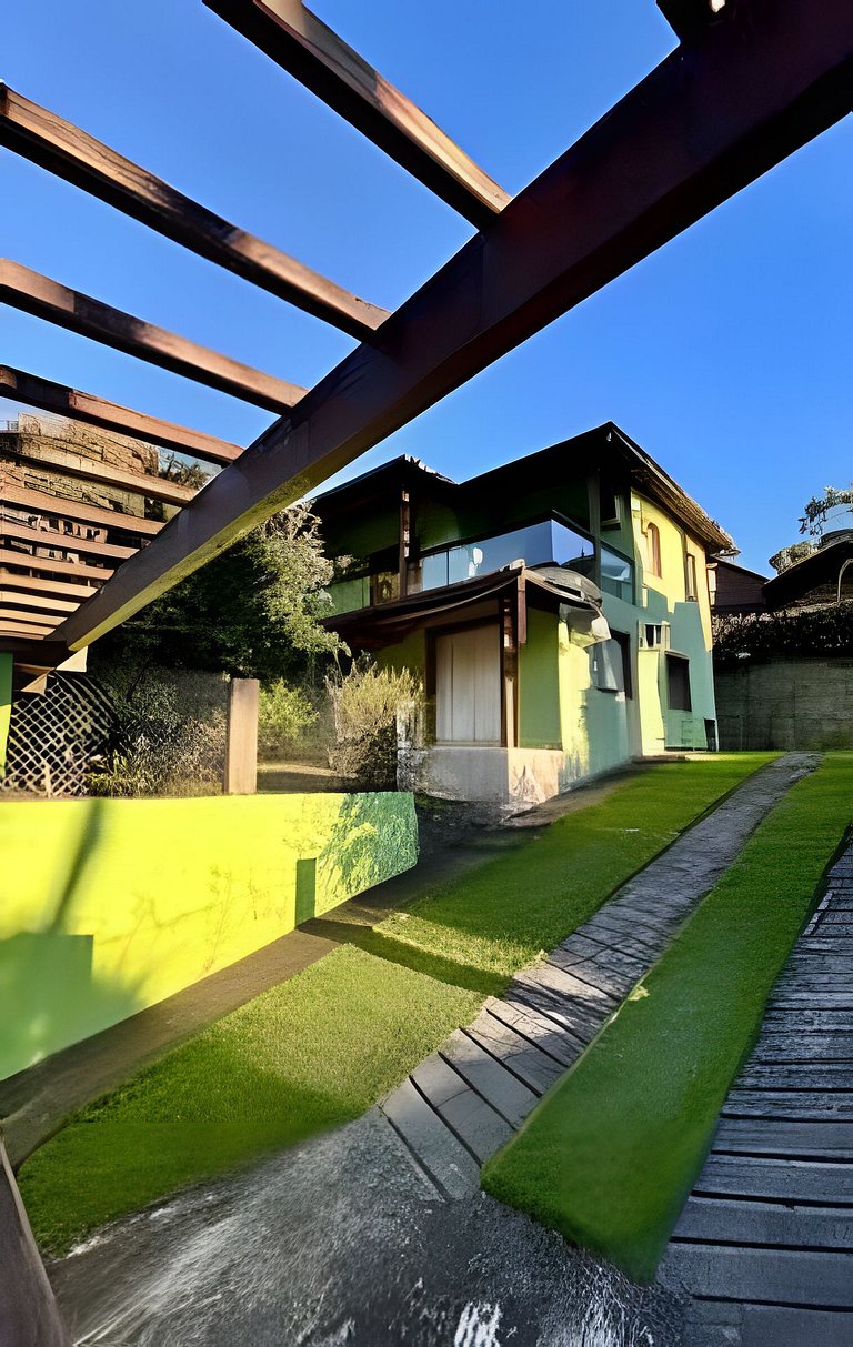 Casa Pomar • Café e vista para as montanhas