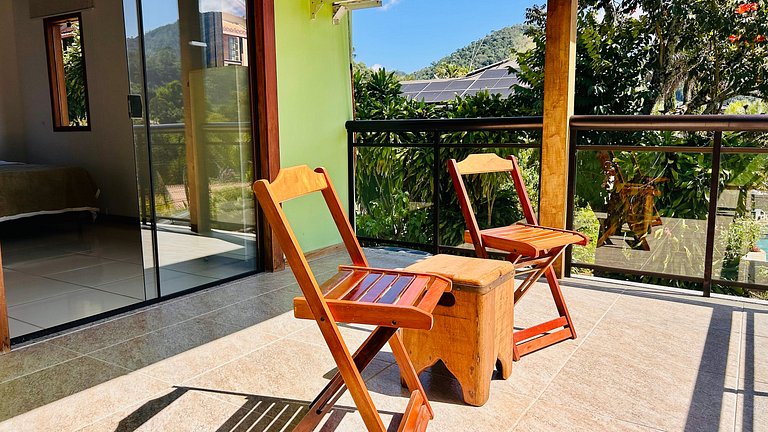 Casa Pomar • Café e vista para as montanhas