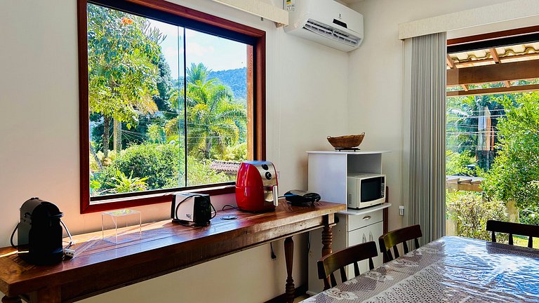 Casa Pomar • Café e vista para as montanhas