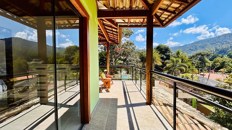 Casa Pomar • Café e vista para as montanhas