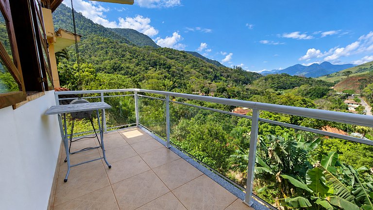 Studio Mirante Cascata • Café da manhã e vista